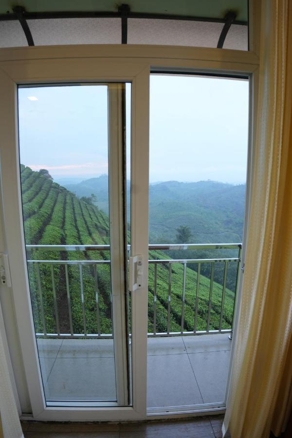 Vaga Mist Resort Vagamon Idukki Exterior foto